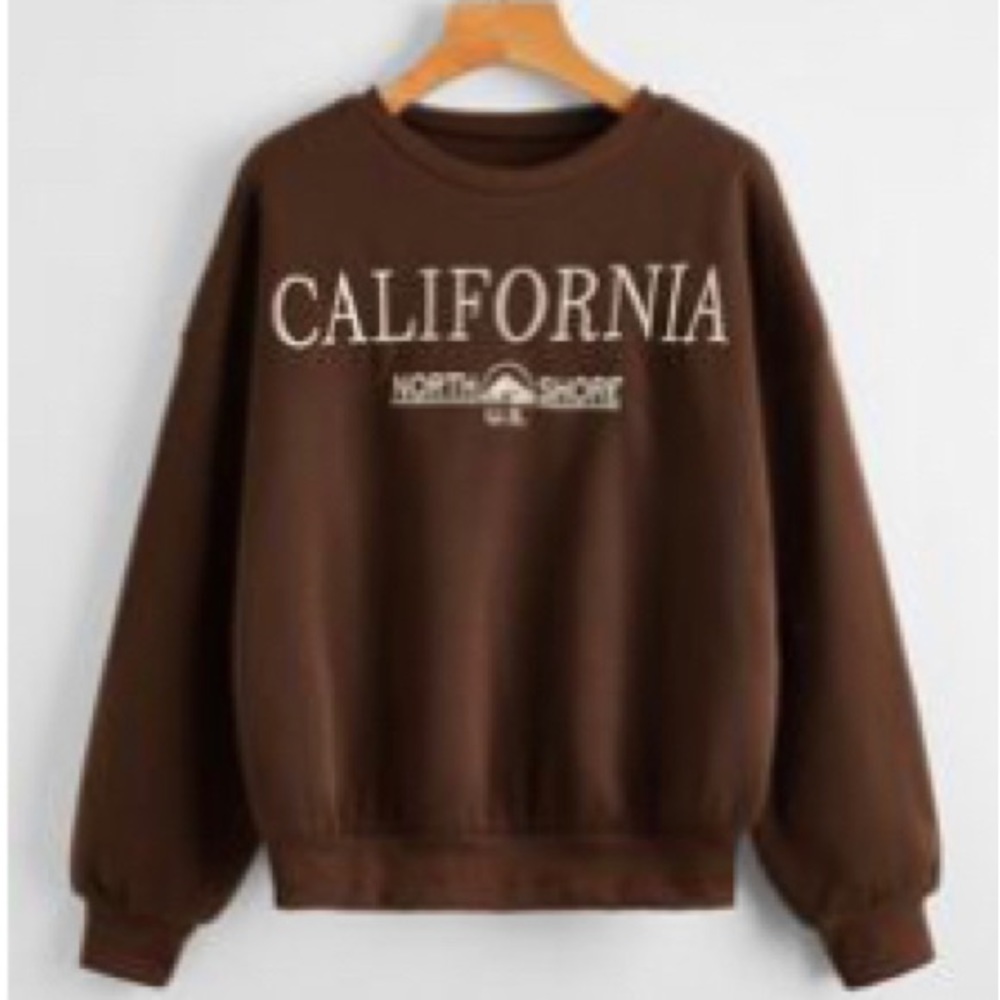 ADORABLE BROWN CREWNECK! 🤎